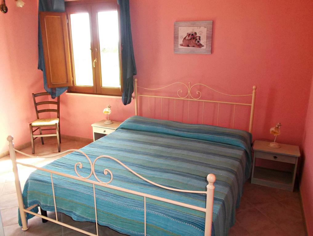 Agriturismo S'Aranada Villa Marrùbiu Habitación foto