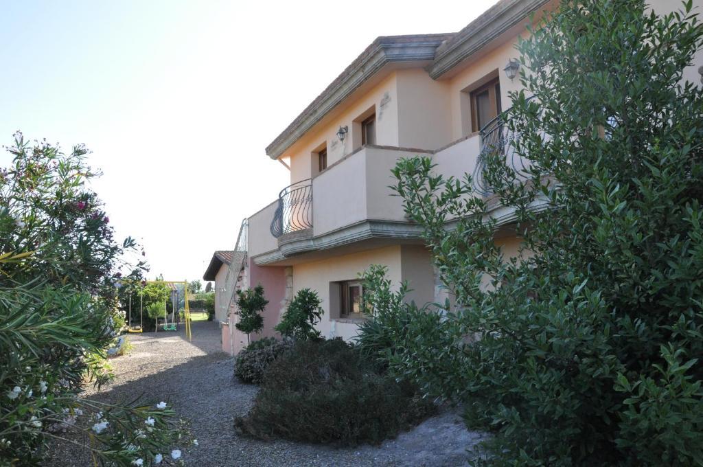 Agriturismo S'Aranada Villa Marrùbiu Exterior foto